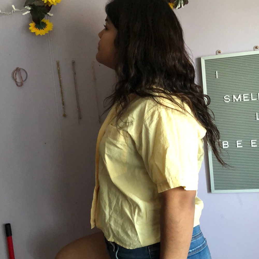 Yellow button up - Picture 2 of 4